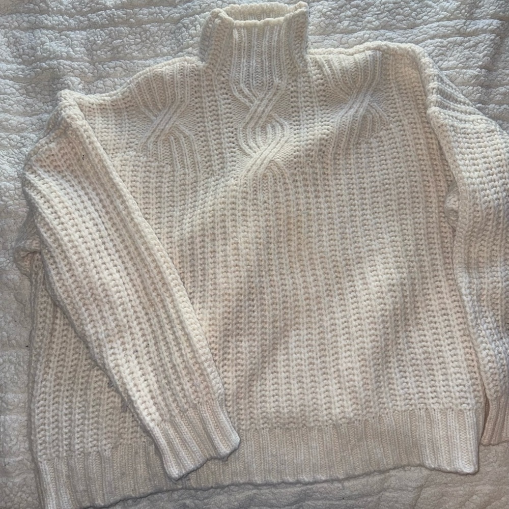 Aerie Cozy Cream Turtleneck Sweater
